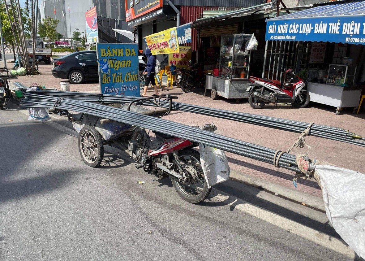 Phòng CSGT đường bộ - đường sắt: Kiểm tra, xử lý  28  xe “tự chế” tham gia giao thông